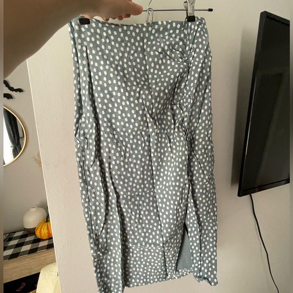 Abrecrombie Blue/Grey Polka Dot Midi Skirt